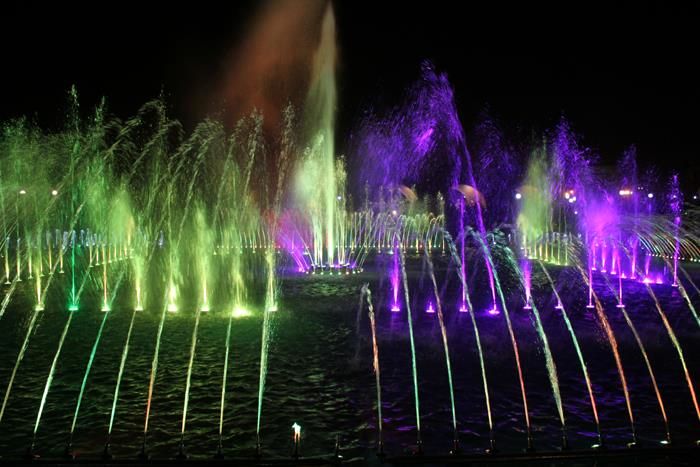 musical-fountain-آبنمای-موزیکال-پارک-ولیعصر-تبریز